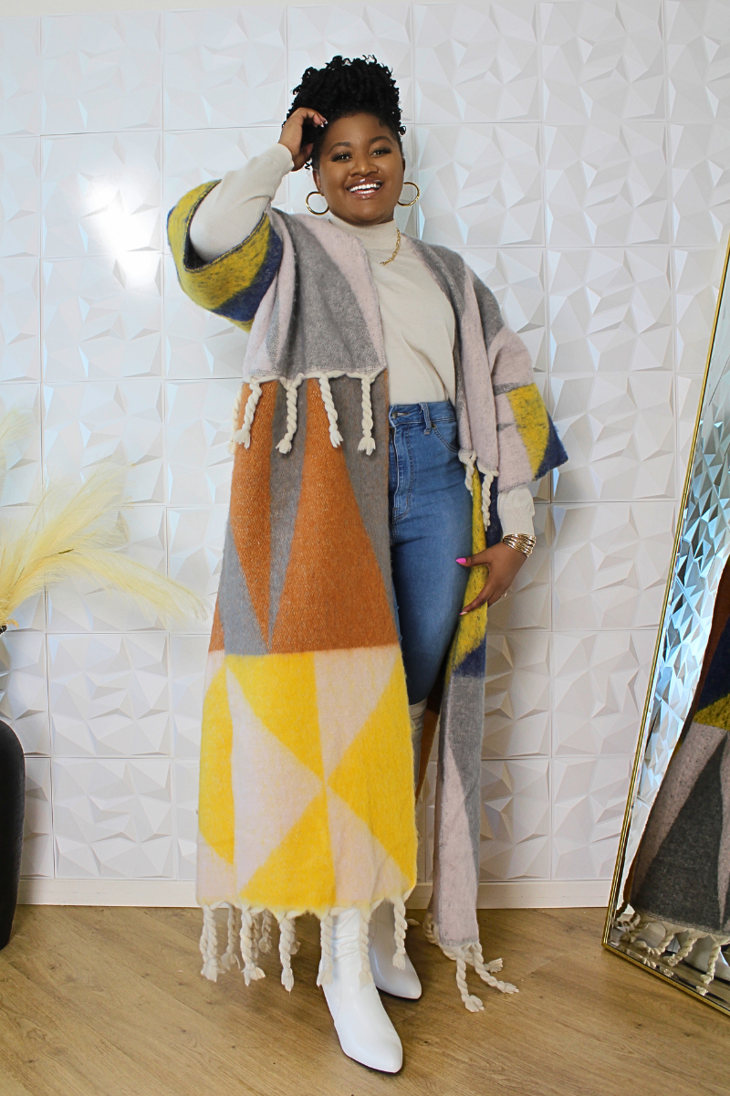 Rich Auntie Vibes Kimono (Grey & Yellow)