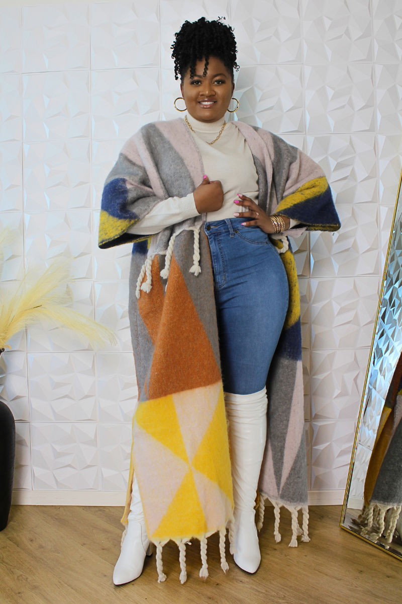 Rich Auntie Vibes Kimono (Grey & Yellow)